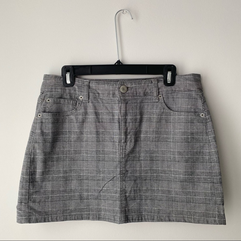 AE High Rise Mini Plaid Skirt